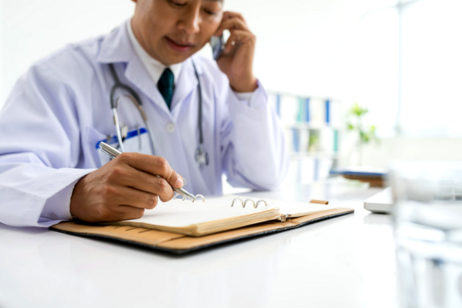 ¿Qué es proteinuria? · Diagnostico y tratamiento